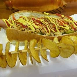 Hot Dog Cold Beer Budapest - Étel/ital