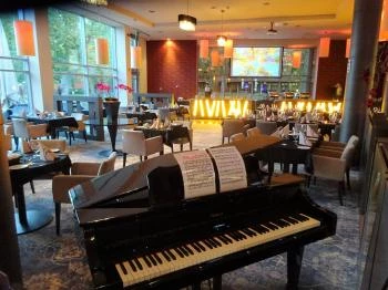 Hotel Azúr - Opus Étterem Siófok