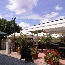 Hotel Gabriella étterme Tapolca - Külső kép