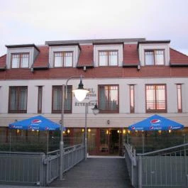 Hotel Három Gúnár Kecskemét - Külső kép