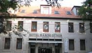 Hotel Három Gúnár Kecskemét - Külső kép