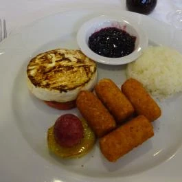 Hotel Hungaria City Center - Fiáker Étterem Budapest - Étel/ital