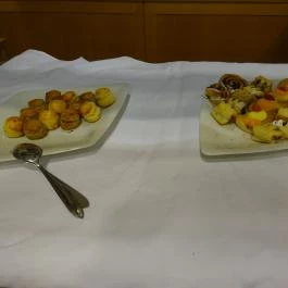 Hotel Hungaria City Center - Fiáker Étterem Budapest - Étel/ital