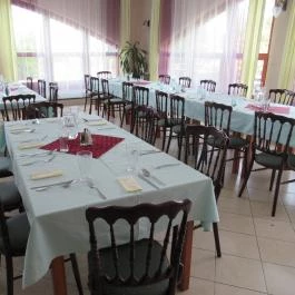 Hotel Hunor étterme Sátoraljaújhely - Belső