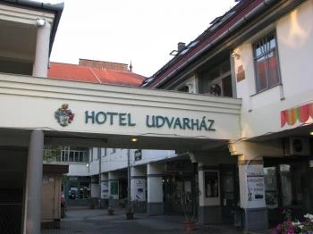 Hotel Udvarház Kecskemét