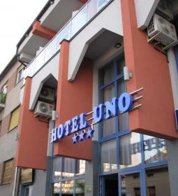 Hotel Uno 