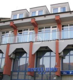 Hotel Uno 