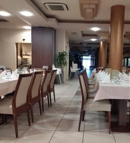 Hotel Wellamarin**** Scala Étterem