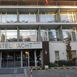 Hotel Yacht Wellness & Business Siófok - Külső kép