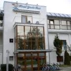 Hotel Yacht Wellness & Business Siófok - Külső kép