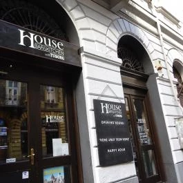 House Bar & Kitchen, Budapest - Külső kép