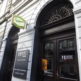 House Bar & Kitchen, Budapest - Külső kép