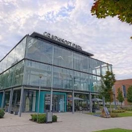 House of Bon Dia, Budapest - Egyéb