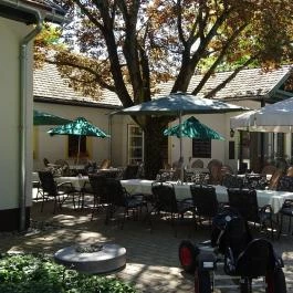 Hubertus-Hof Szálloda étterme Balatonfenyves - Külső kép