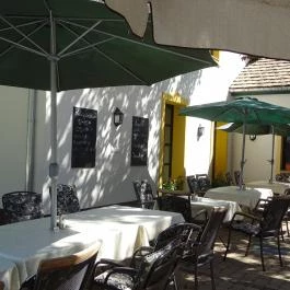 Hubertus-Hof Szálloda étterme Balatonfenyves - Külső kép