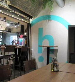 Hübris Beer & Pizza