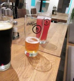 Hübris Beer & Pizza