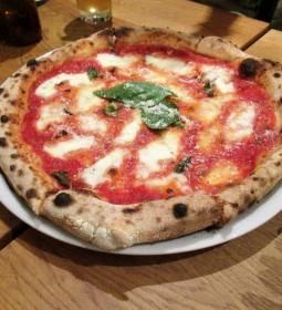 Hübris Beer & Pizza