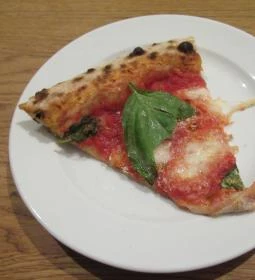 Hübris Beer & Pizza