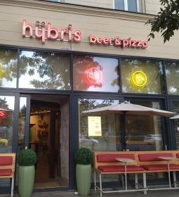 Hübris Beer & Pizza