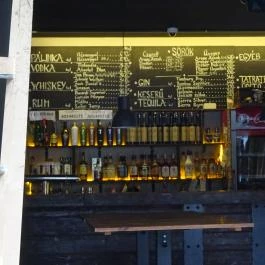 Humbák Művek Budapest - Belső