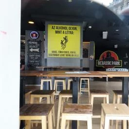 Humbák Művek Budapest - Belső