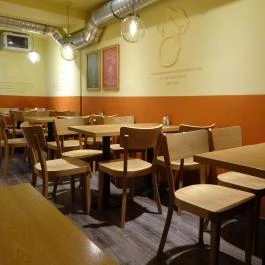 Hummusbar - Hollán Ernő utca Budapest - Belső