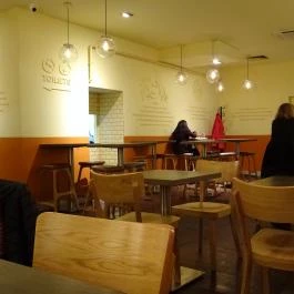 Hummusbar - Október 6. utca Budapest - Belső