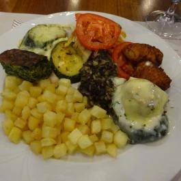 Hunguest Hotel Forrás Étterme, Szeged - Étel/ital