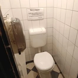 Hunnia Art Bisztró Budapest - Mosdó