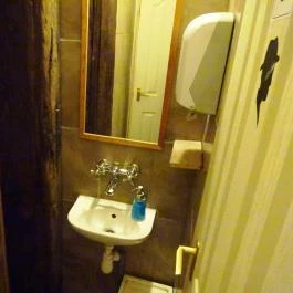 Hunyadi Lakásbisztró & Kézműves Söröző Budapest - Mosdó