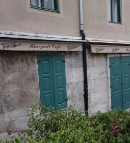 Hunyadi Lakásbisztró & Kézműves Söröző