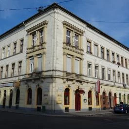 Huszár Étterem Budapest - Külső kép