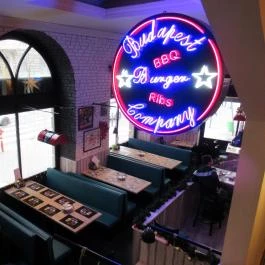 I55 American Bar & Restaurant Budapest - Belső