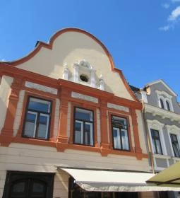 Ibrahim Kávézó, Étterem & Fagylaltozó