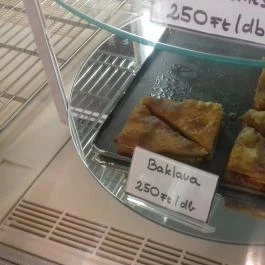 Ice Happy Budapest - Étel/ital