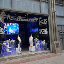 ICEBAR, Budapest - Külső kép