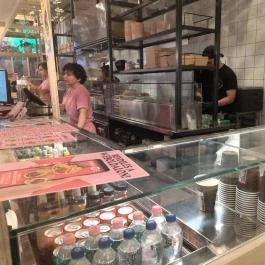 Ichigo Budapest - Belső