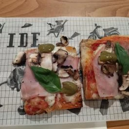 Ide Pizza Budapest - Étel/ital