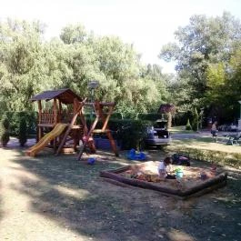 Igrice Camping Nyíregyháza - Medence/kert