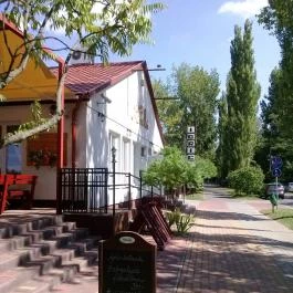 Colorado Steakhouse Nyíregyháza - Külső kép