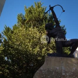 Ijász fiú szobra Budapest - Egyéb