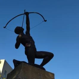 Ijász fiú szobra Budapest - Egyéb