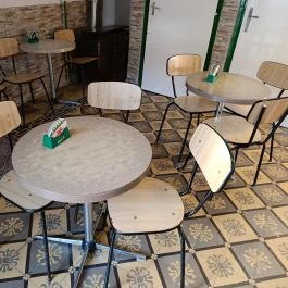 Ikva Eszpresszó Sopron - Belső