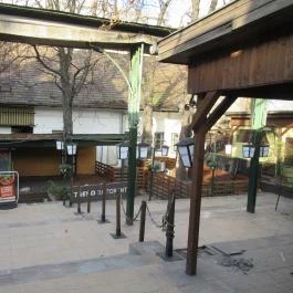 Il Treno - Trombitás Kert Budapest - Külső kép