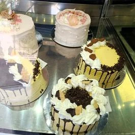 Illés Cukrászda Kistarcsa - Étel/ital