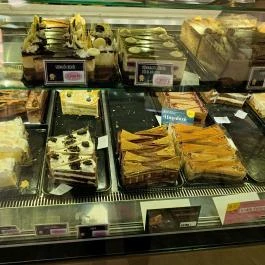 Illés Cukrászda Kistarcsa - Étel/ital