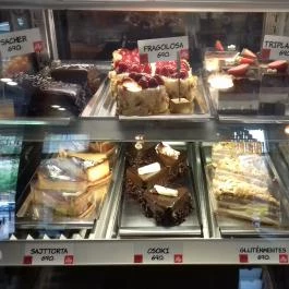 Illy Café - Europeum, Budapest - Étel/ital