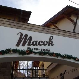 Macok Bisztró és Borbár Eger - Külső kép