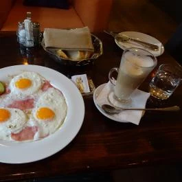 Impresszó Klub-Étterem Miskolc - Étel/ital